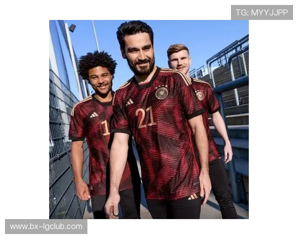 国足球衣黑红设计背后的寓意与象征力量解析